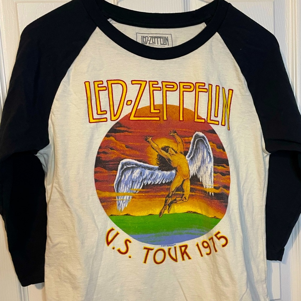 Led Zeppelin licensed Swan Song 1975 World Tour raglan tee sz S (2017)